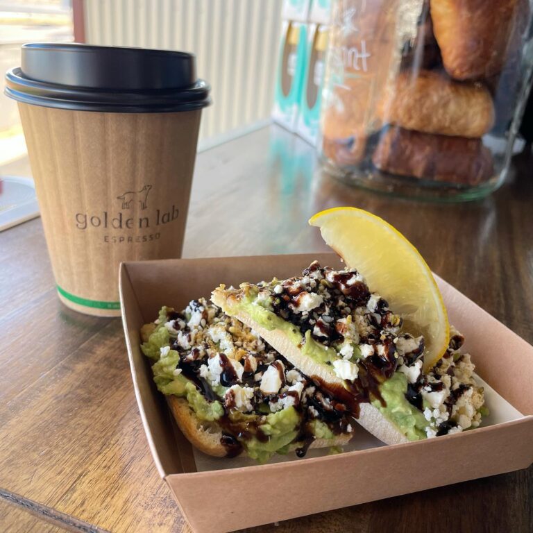 Golden lab 2 768x768