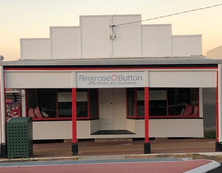 Ringrose button 2 768x598